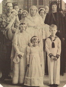 Baptême de la princesse Marie-Béatrice de Savoie au Vatican, en 1943